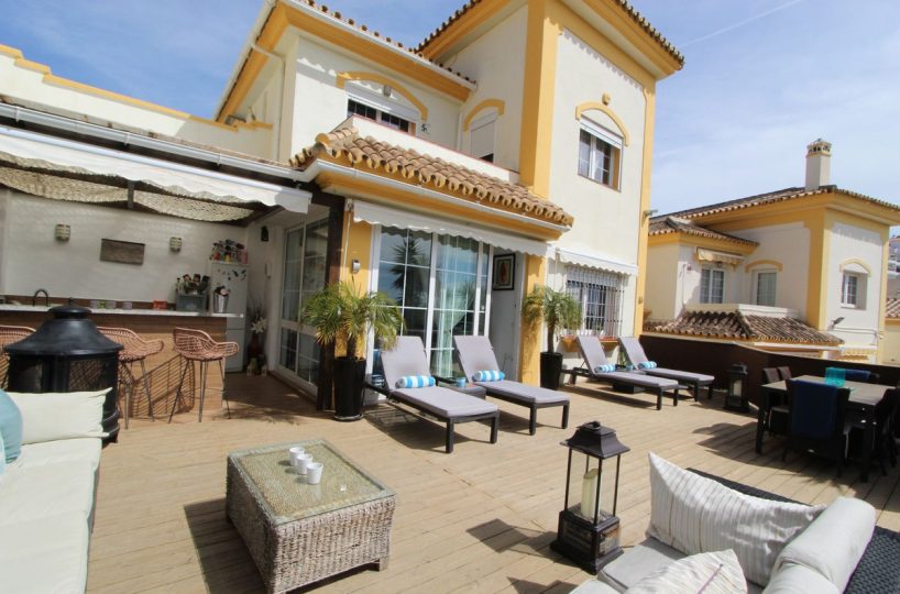 House - Detached Villa for sale in Riviera del Sol