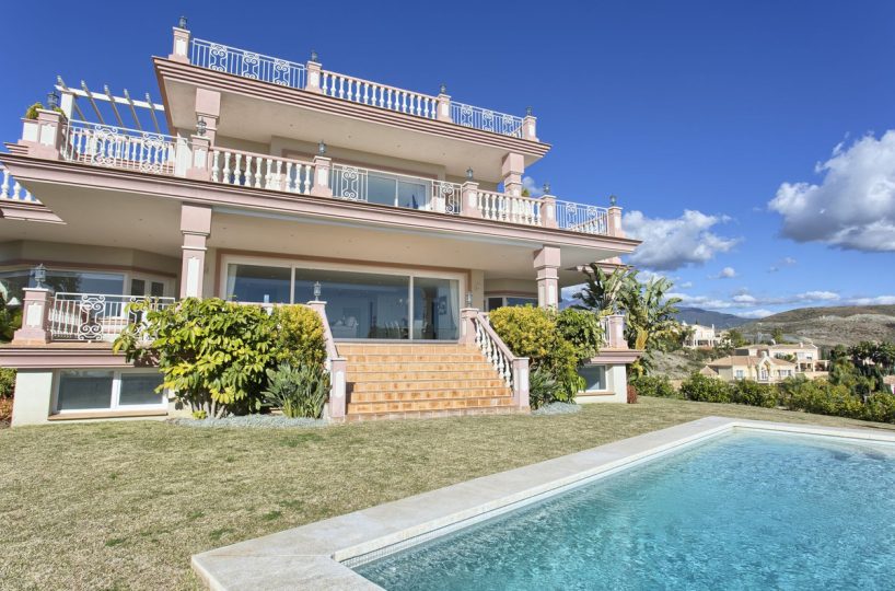 House - Detached Villa for sale in Los Flamingos