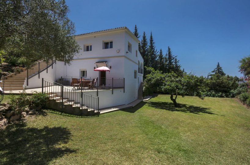 House - Detached Villa for sale in El Rosario