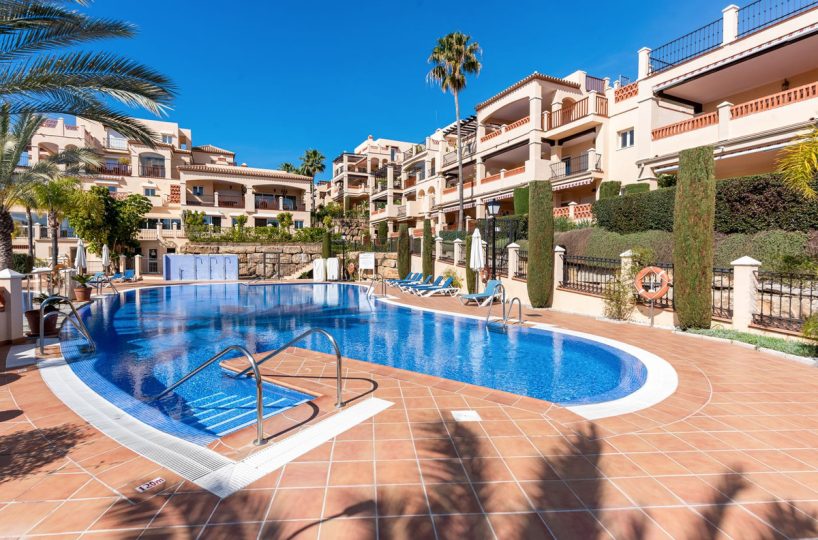 Apartment - Middle Floor Apartment for sale in Atalaya