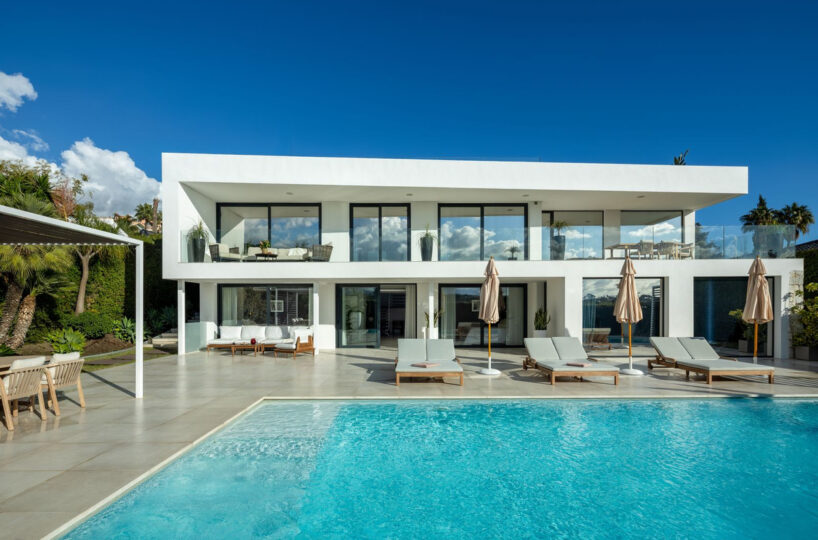 House - Detached Villa for sale in Nueva Andalucía