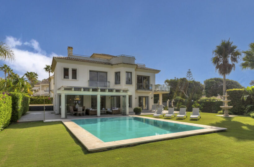 House - Detached Villa for sale in Costabella