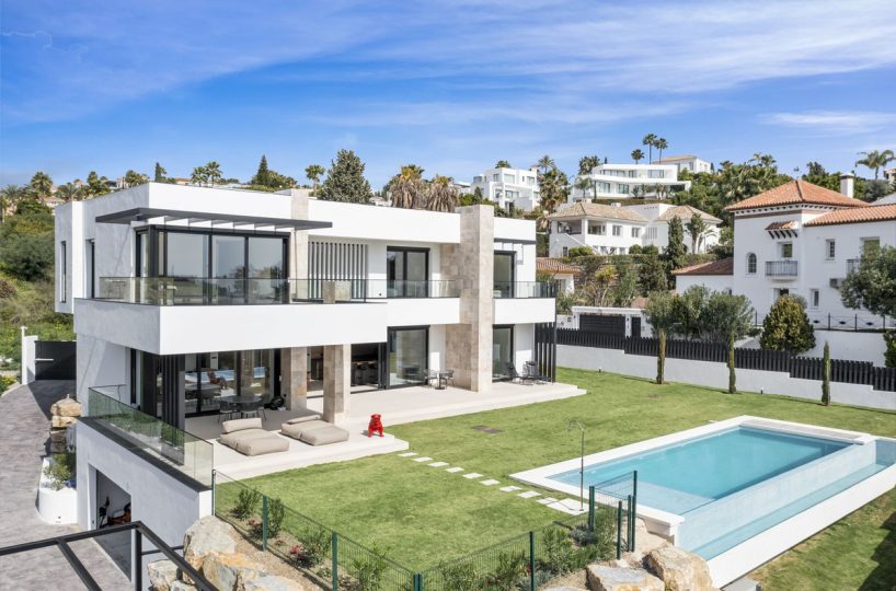 House - Detached Villa for sale in Benahavís