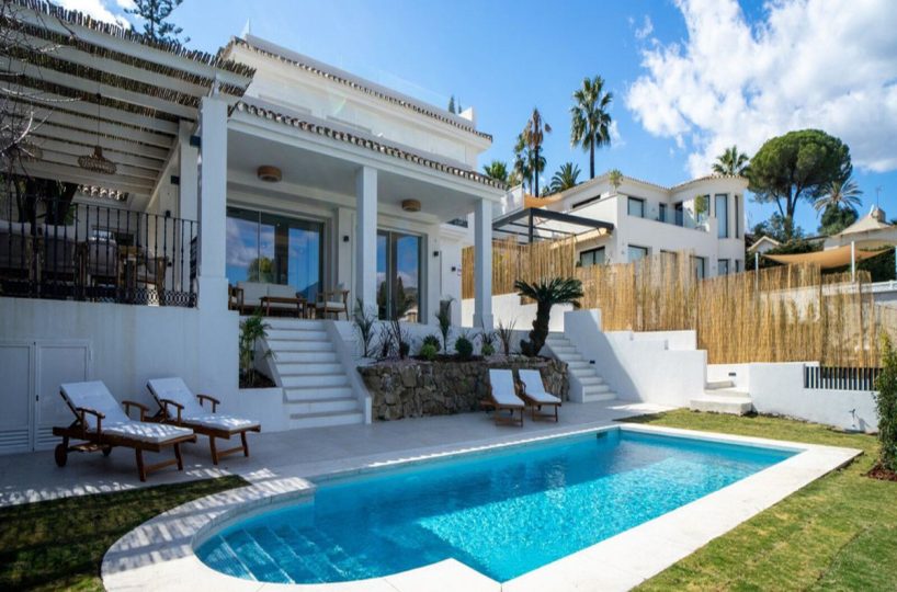 House - Detached Villa for sale in Nueva Andalucía