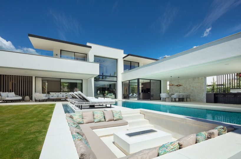 House - Detached Villa for sale in Nueva Andalucía