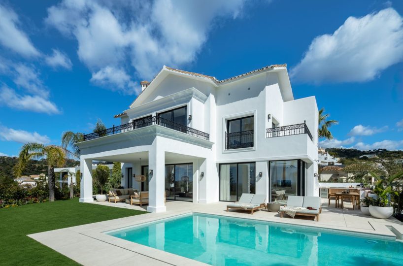 House - Detached Villa for sale in Los Arqueros
