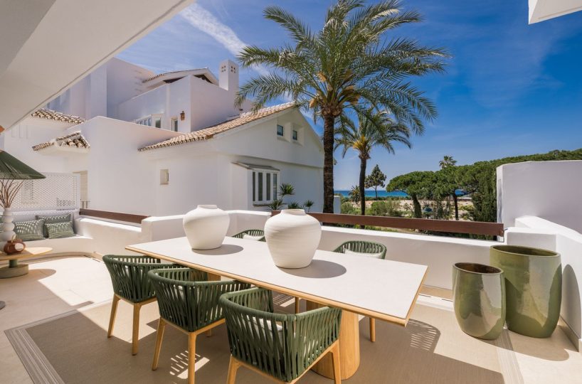 Apartment - Middle Floor Apartment for sale in Los Monteros