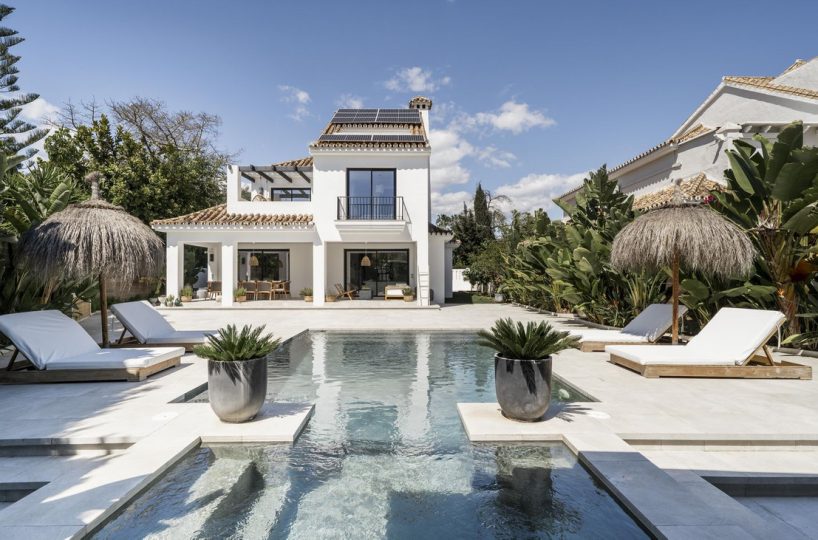 House - Detached Villa for sale in Nueva Andalucía