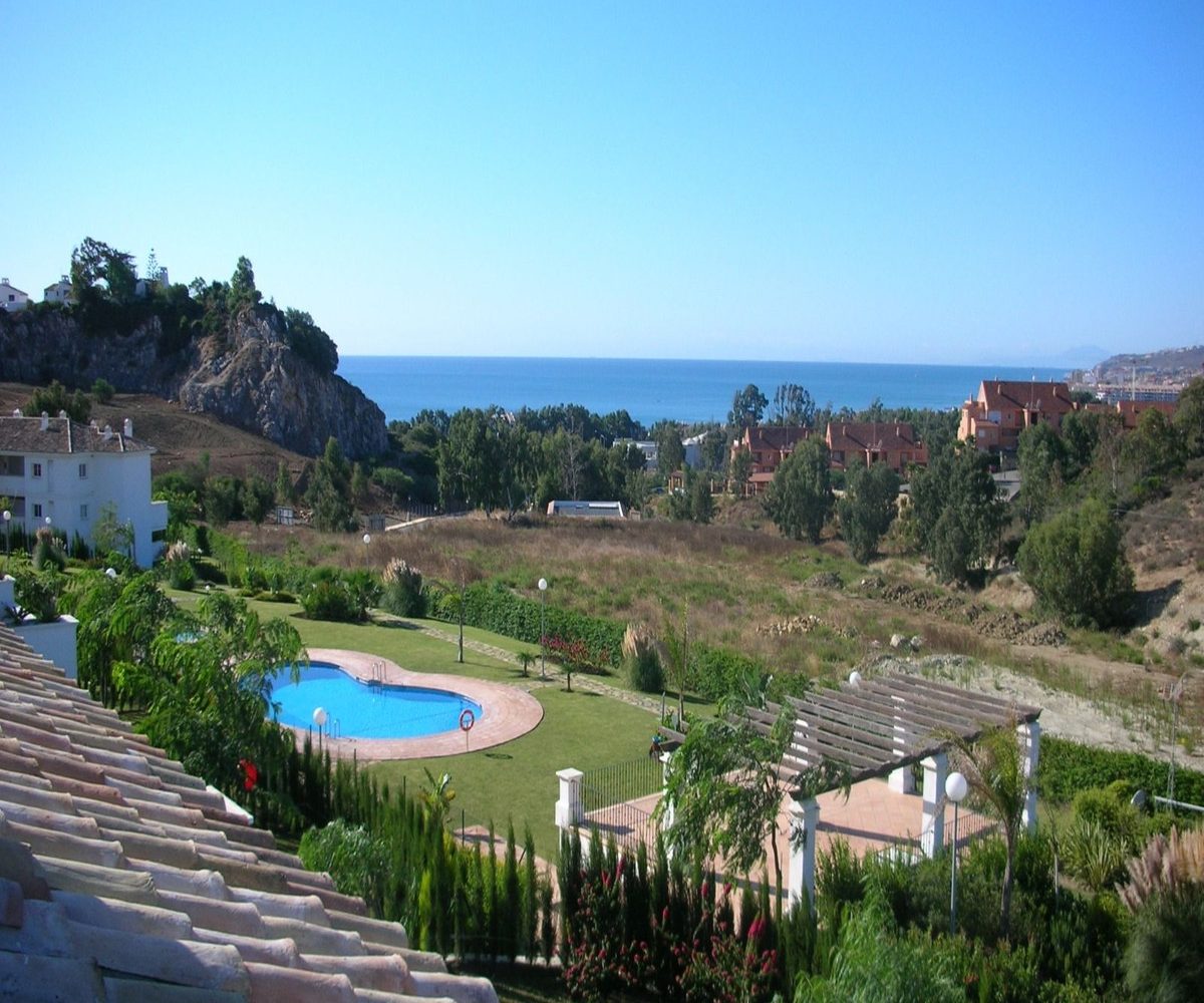 Apartment - Penthouse for sale in Casares Playa