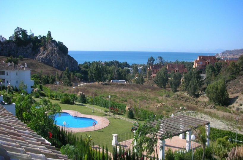 Apartment - Penthouse for sale in Casares Playa