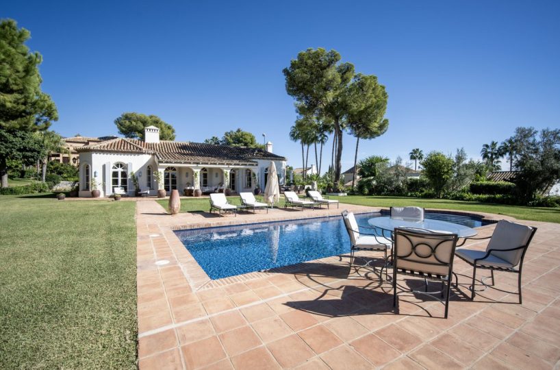 House - Detached Villa for sale in The Golden Mile