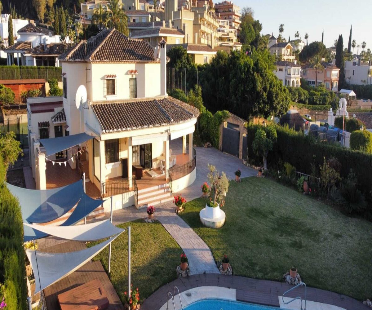 House - Detached Villa for sale in Nueva Andalucía