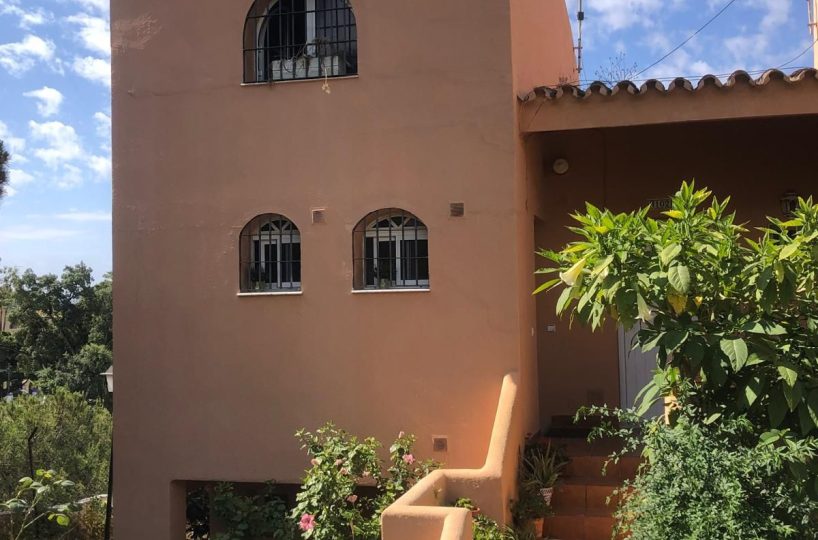 Apartment - Ground Floor Apartment for sale in Estepona