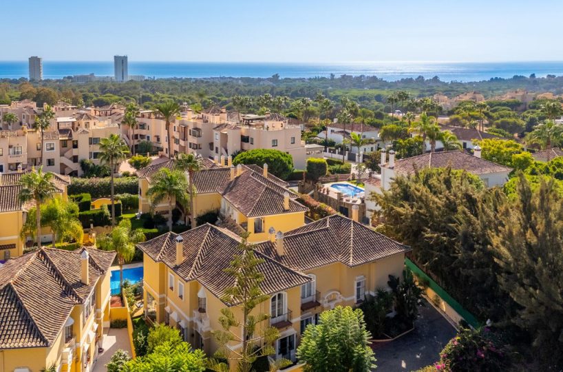 House - Semi-Detached House for sale in Elviria