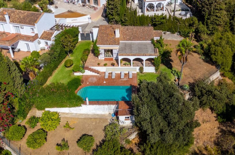 House - Detached Villa for sale in Elviria