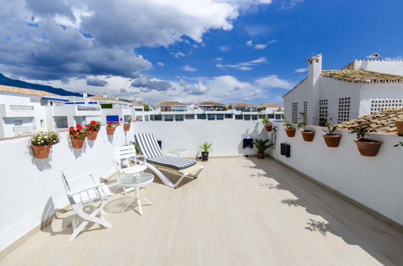 Apartment - Penthouse for sale in Puerto Banús