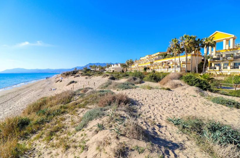 Apartment - Middle Floor Apartment for sale in Elviria