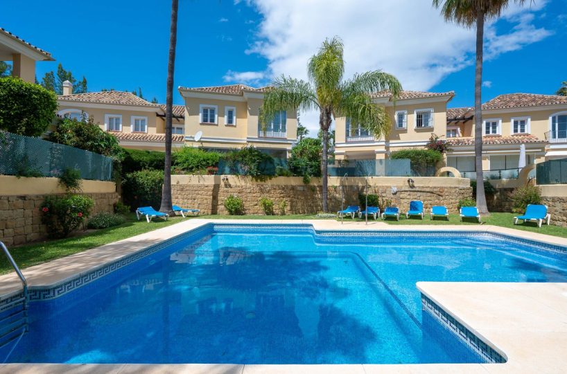 House - Semi-Detached House for sale in Elviria