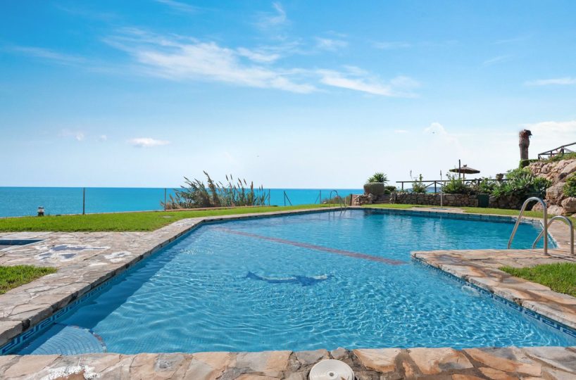 House - Townhouse for sale in Estepona