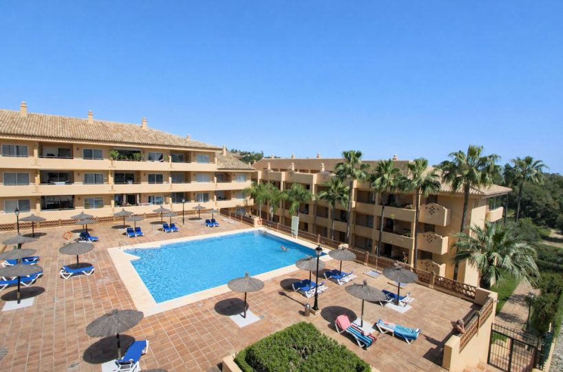 Apartment - Penthouse for sale in Elviria