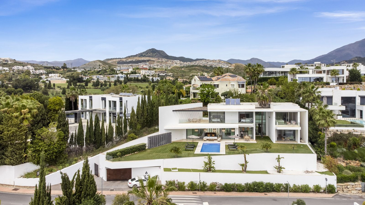 House - Detached Villa for sale in Benahavís
