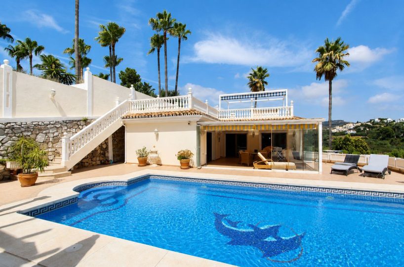 House - Detached Villa for sale in Elviria